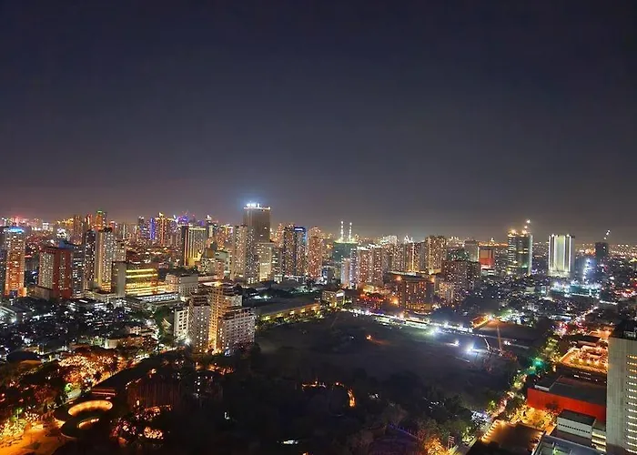 1br W/balcony Gorgeous Bay Sunset And Yacht Club View Apartment Manila